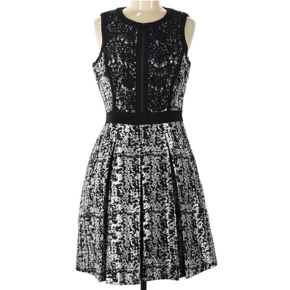 Adrianna Papell Women's Fit & Flare Dress Size 8